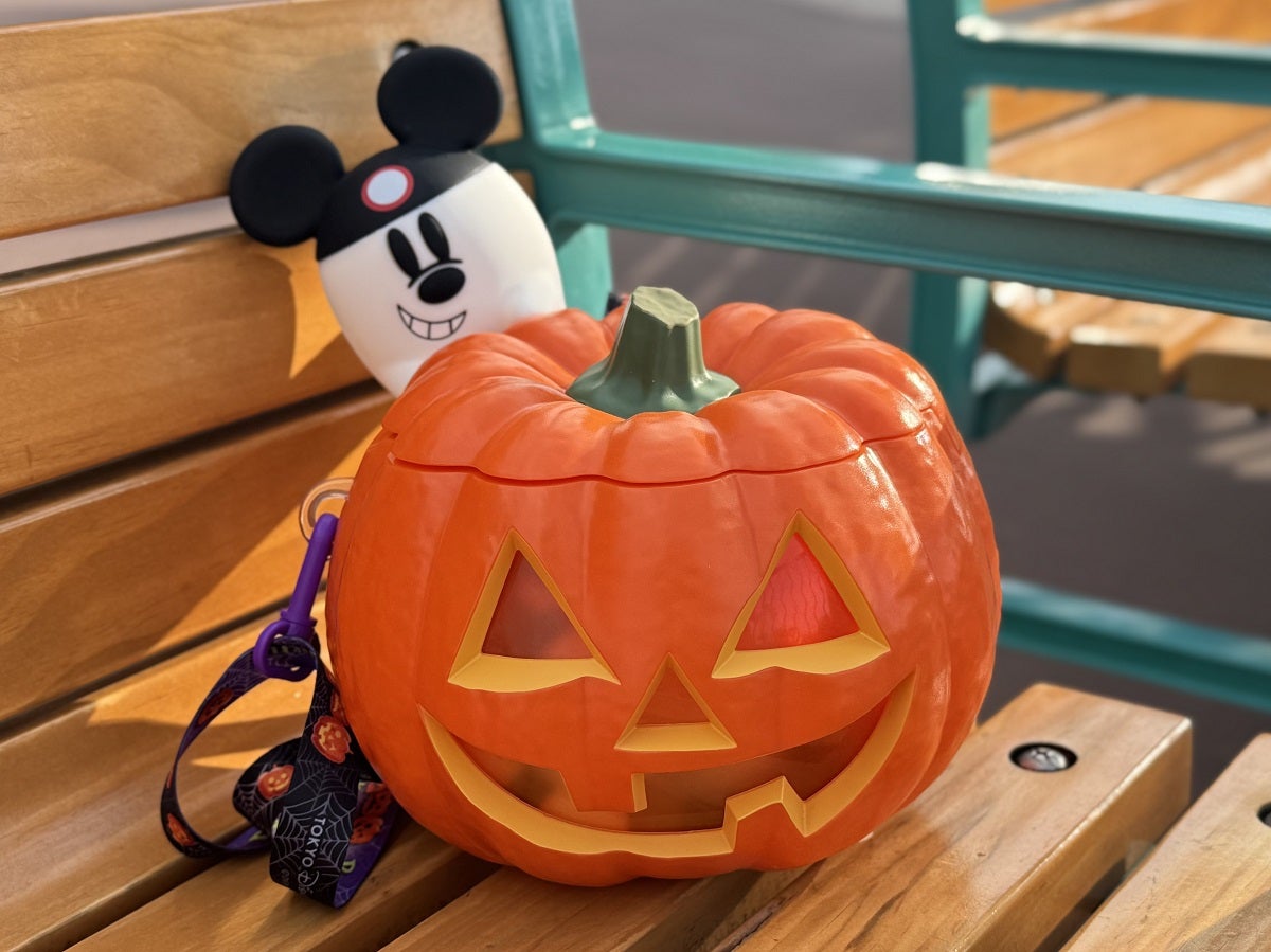 ディズニーハロウィン食べ歩き。シーのオススメ「ポップコーンバケット」