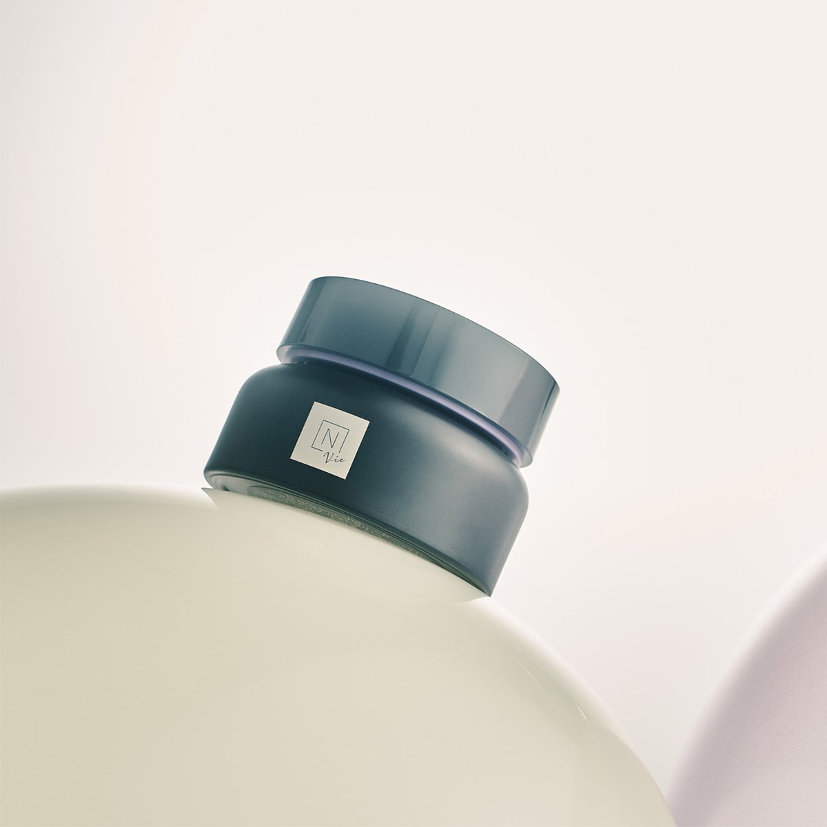 N organicのVie ヒアルアップ リフトクリーム