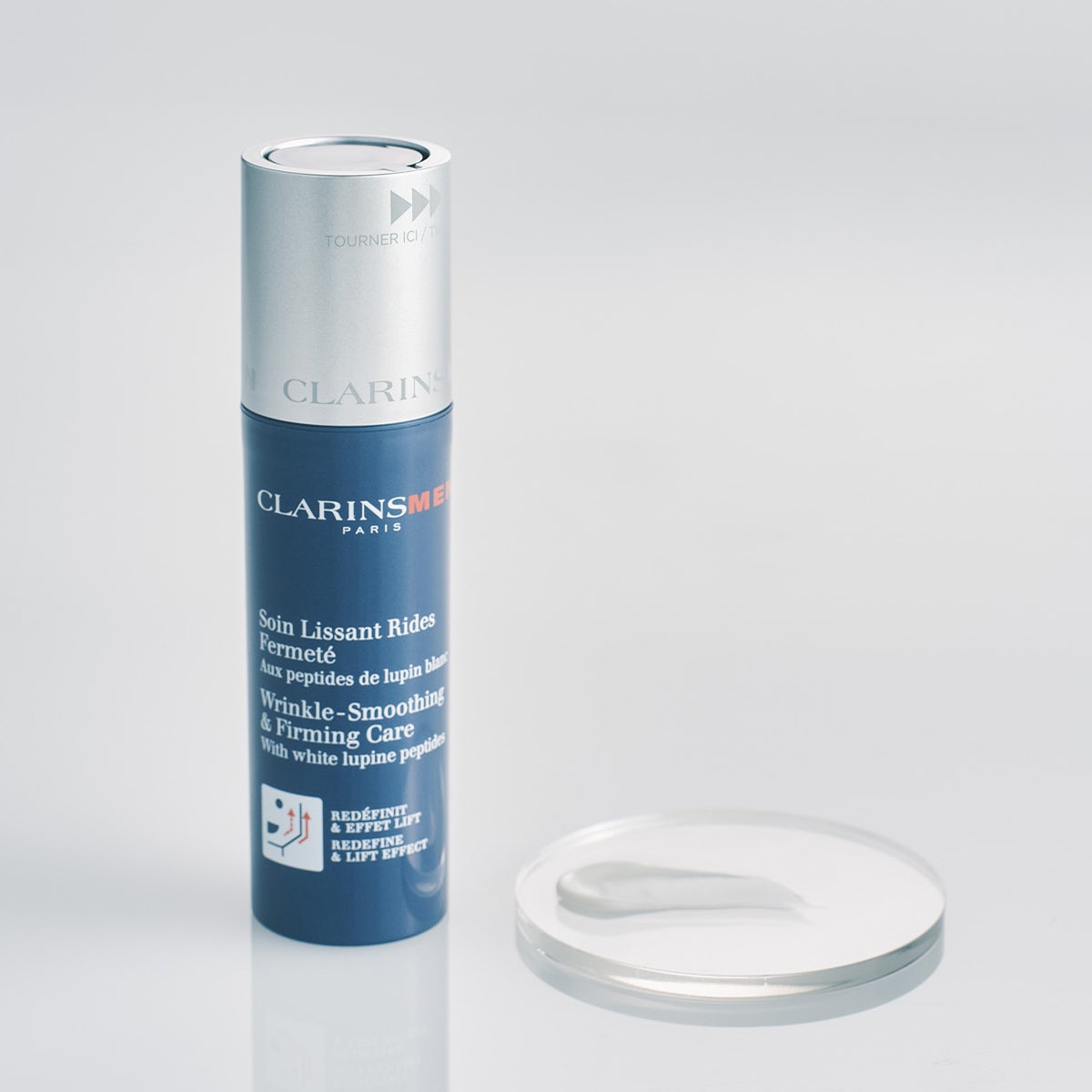 CLARINS MENのフェルムテ フリュイドのテクスチャー