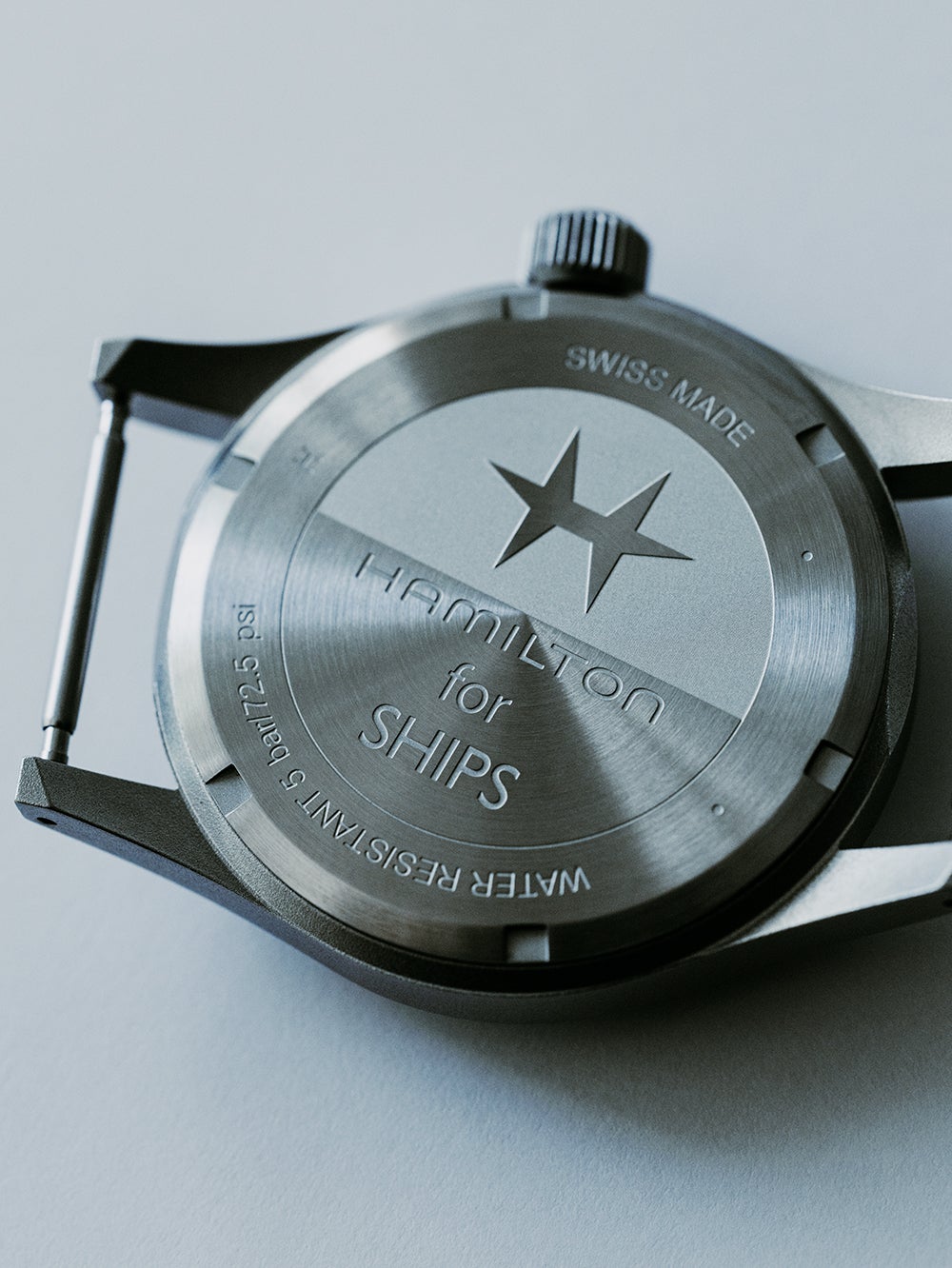 SHIPS × HAMILTON　ケースバック