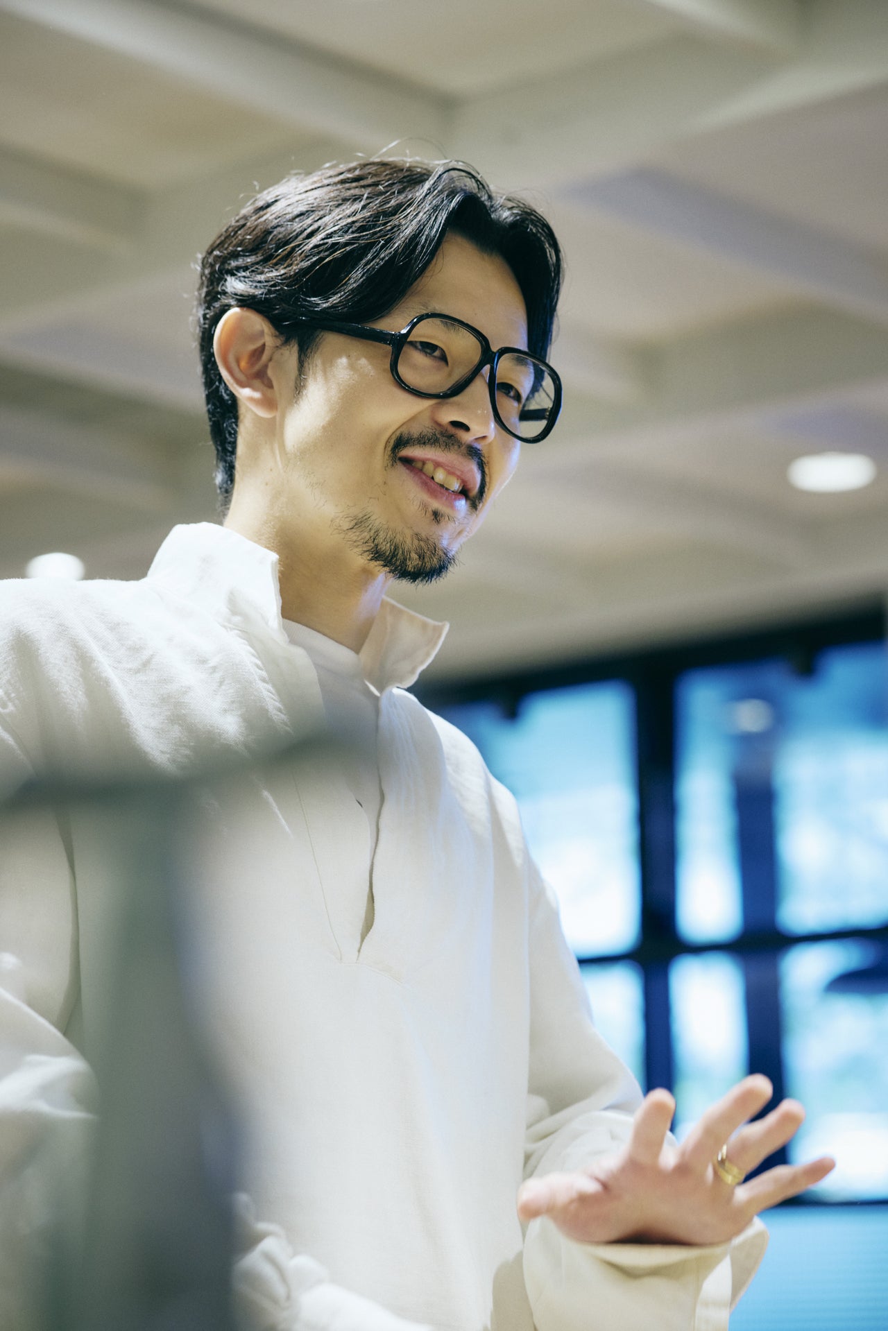 オシャレな人が買ってよかった〈HERMES〉のスカーフと郷さん　２