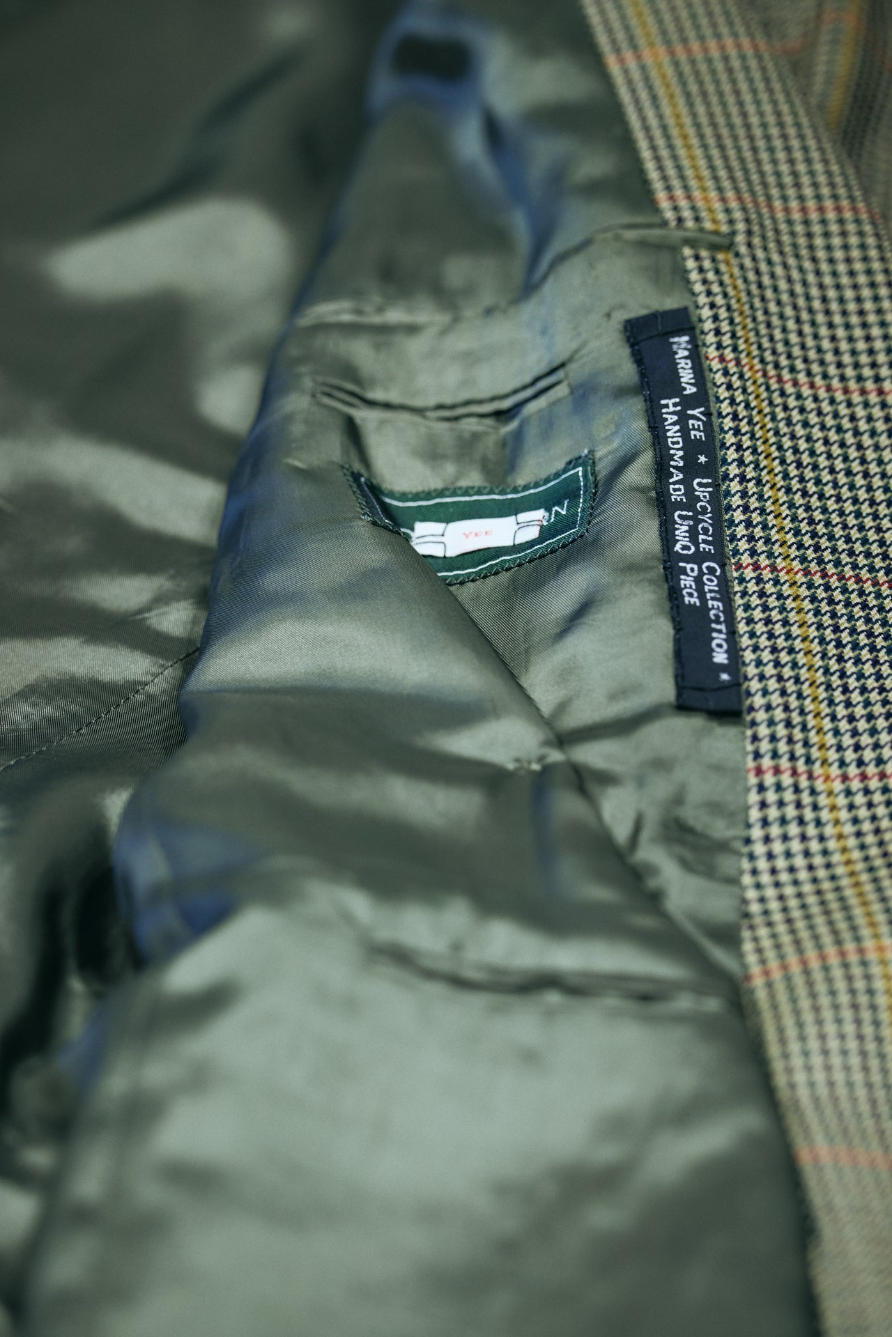 オシャレな人が買ってよかった〈MARINA YEE〉のリメイクジャケットの裏地