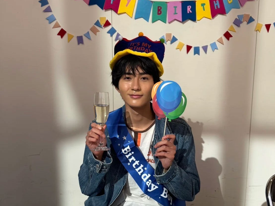 25歳も頑張ります！ 仕事現場でのサプライズお祝い[髙橋大翔ブログ]