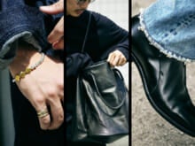 1万円台のブレスレット、憧れの「カルマンソロジー」の黒ブーツ...オシャレな人の“新定番小物”の正解着こなし３選！／【コモノとコワザ #1】