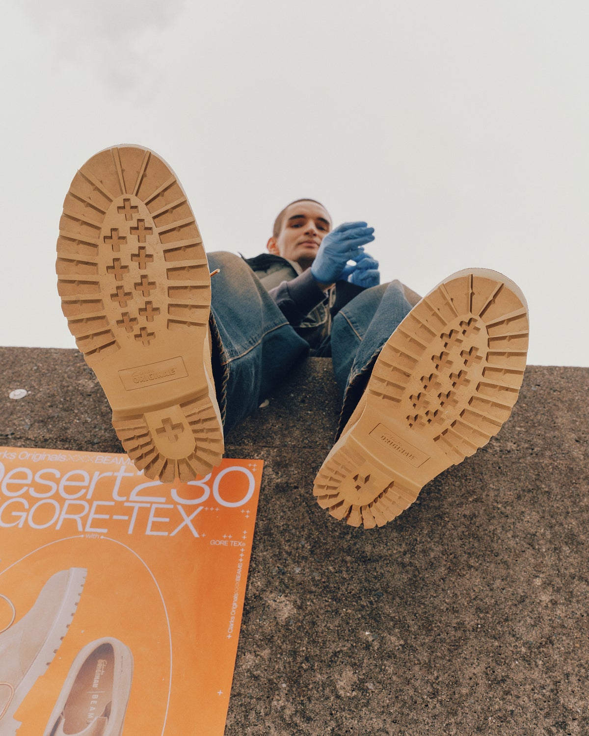Clarks ORIGINALS Desert230 GORE-TEX® キービジュアル