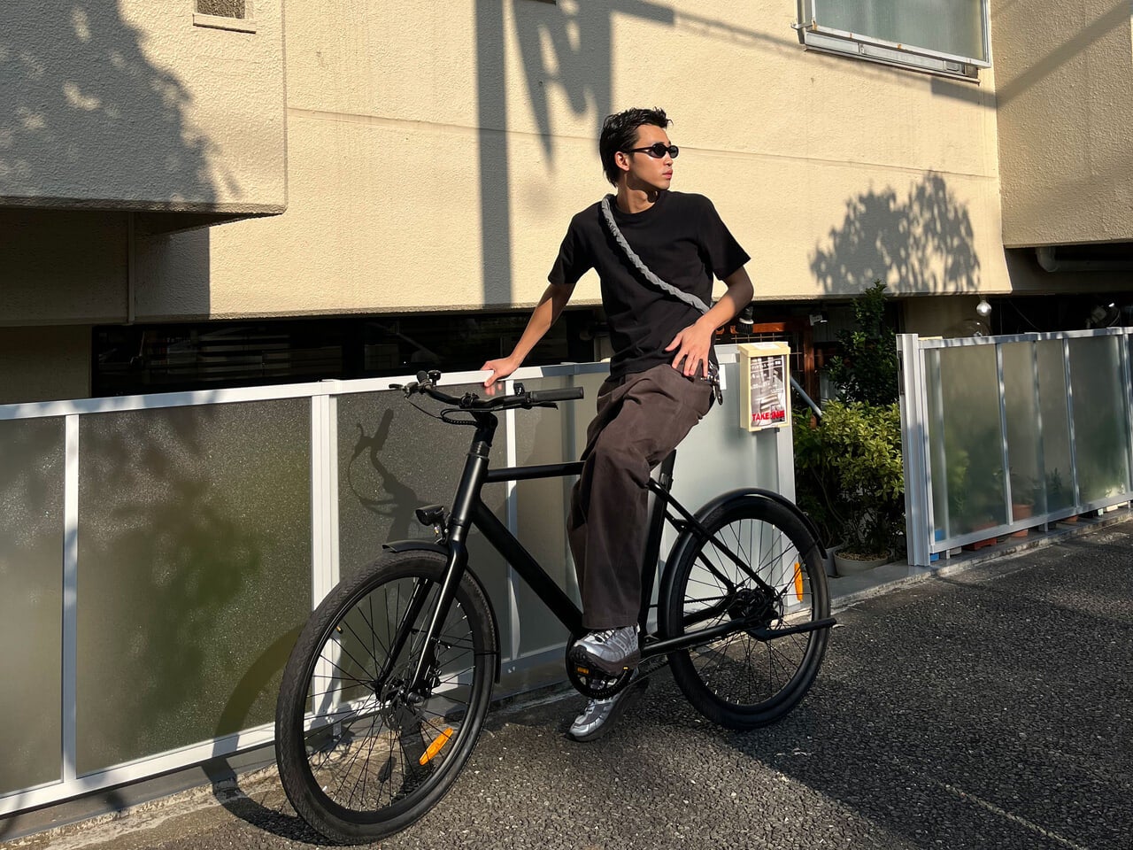 軽いし服が汚れない！ 電動自転車MOVE「MoF」をゲット。これが大当たりだった！[中田圭祐ブログ]