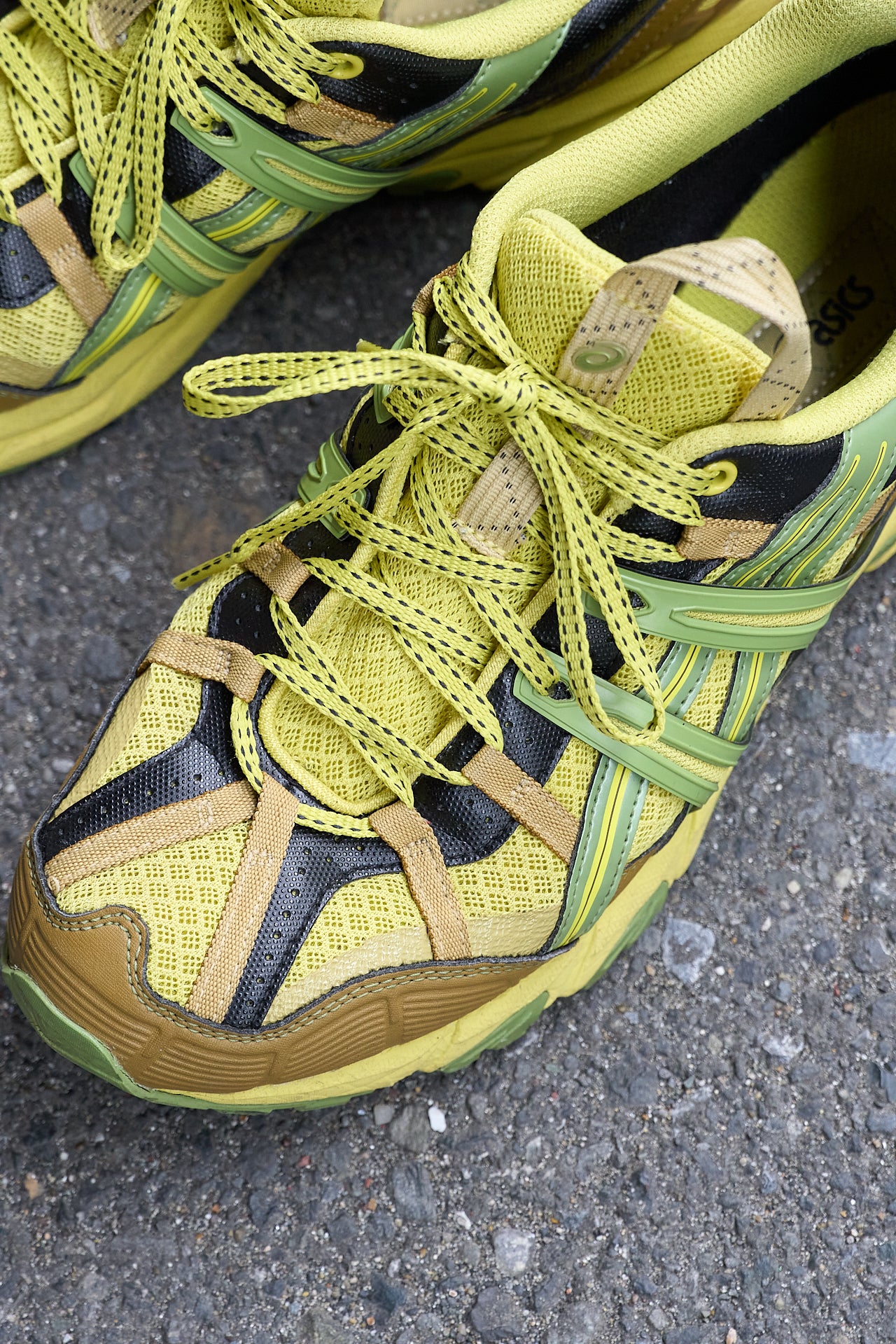 Asics GEL-SONOMA　アッパー