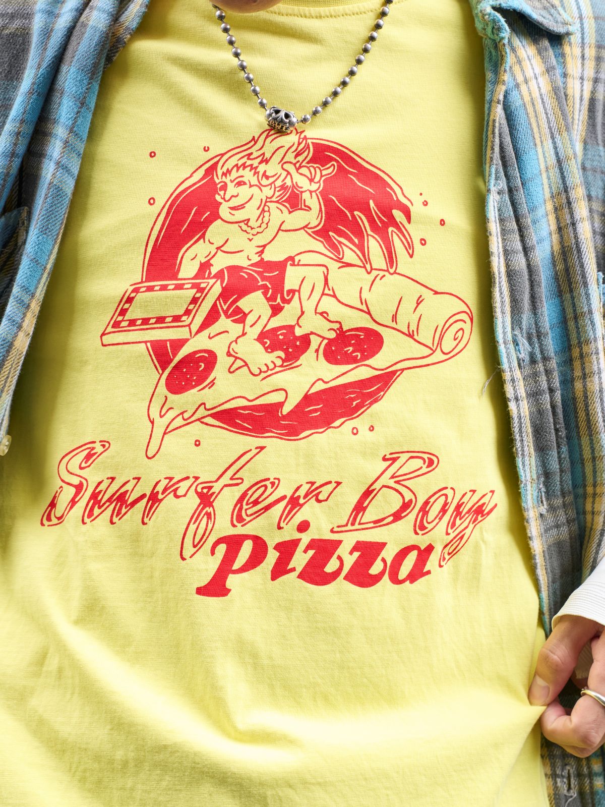 クイックシルバーのTシャツ