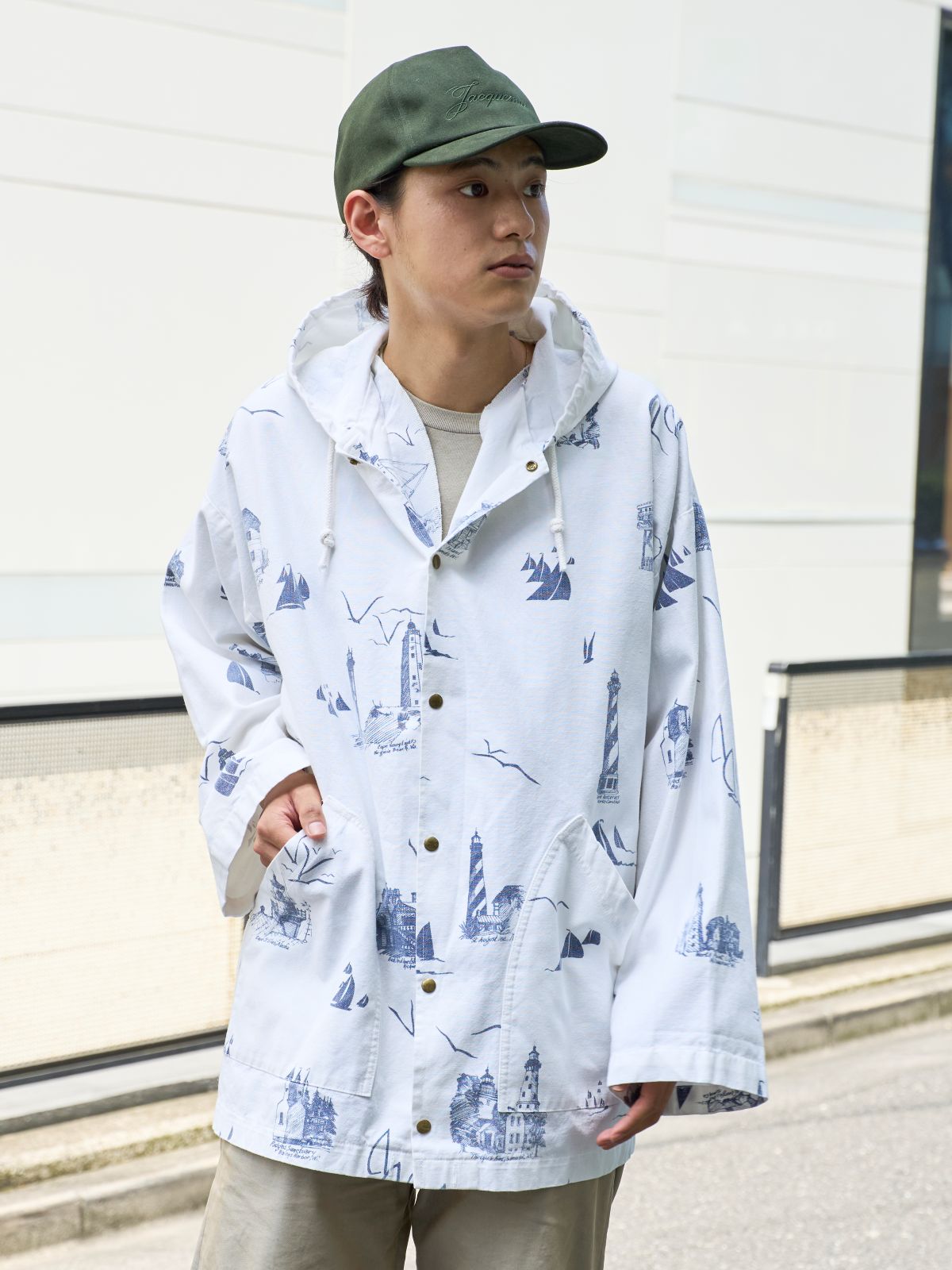 畠山怜さん　コーディネート上半身