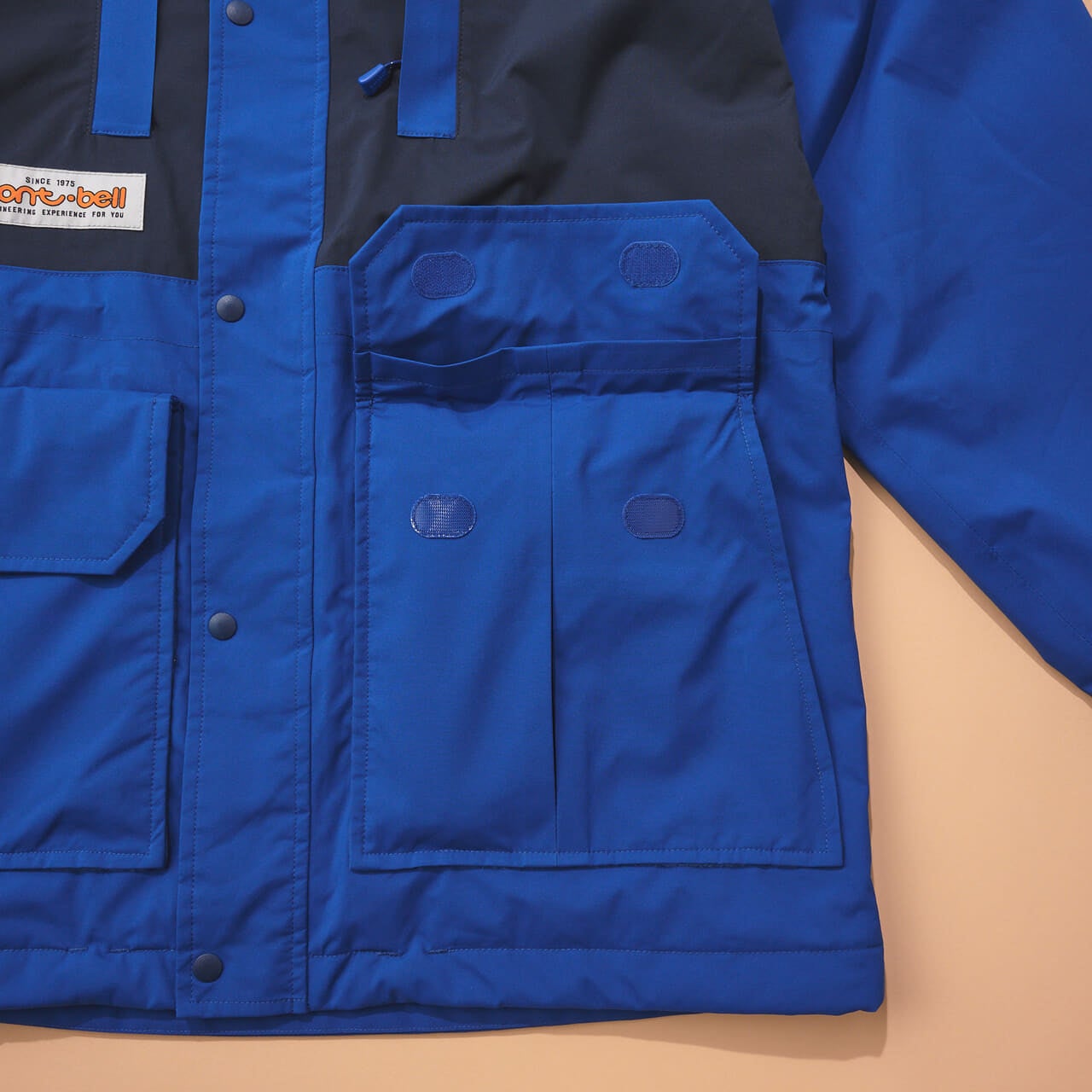 モンベルの50th スーパードリューパーカ のフロントのフラップポケットの内側