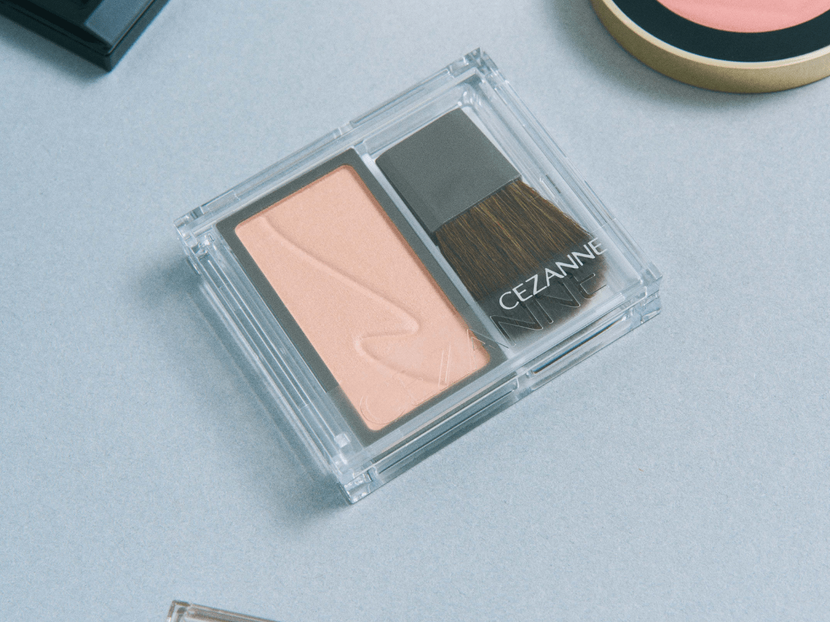 セザンヌ チークブラッシュ 05 メープルアプリコット
