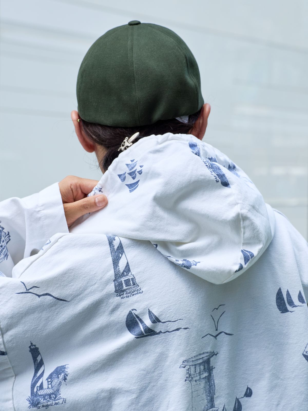 古着のパーカー　首元