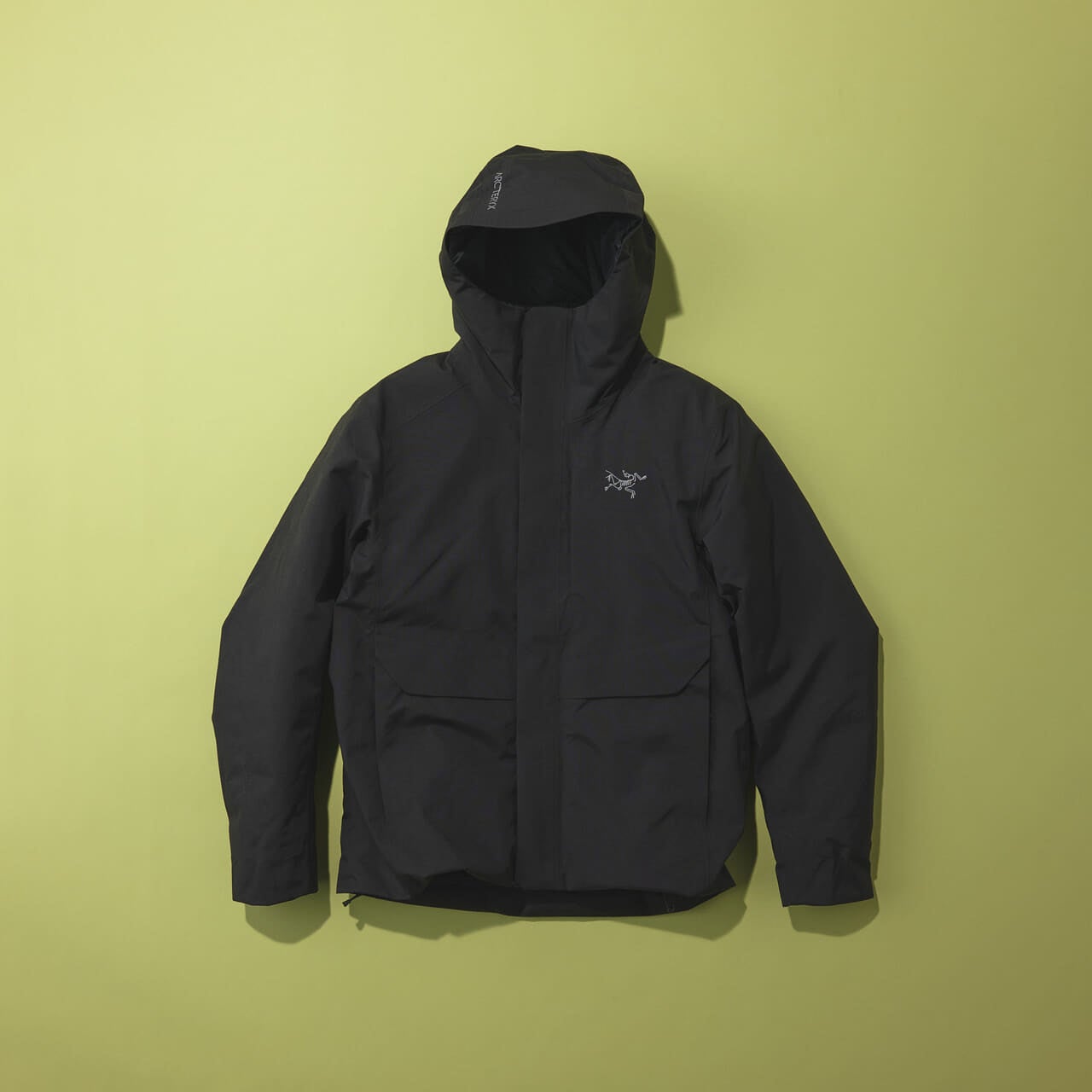 アークテリクスのサーミー ダウン ジャケット