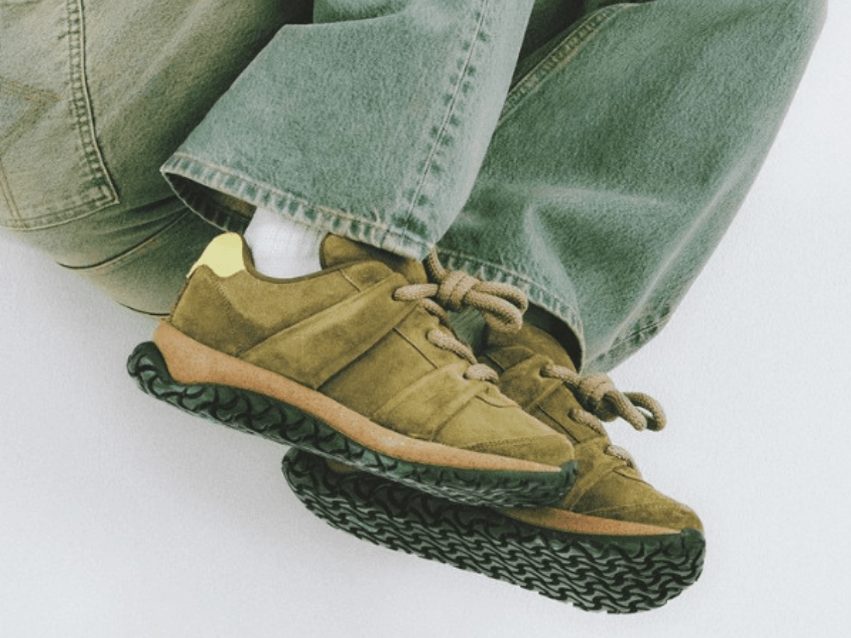 ビルケンシュトックの進化形。「GOERLITZ」が見せるモードな足もと。[Sneakers – 今月のスニーカー]