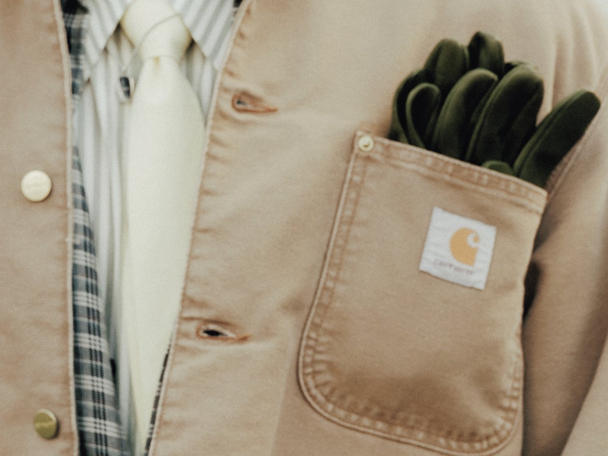 今季買うべき“タフなのに上品な新作ワーク”９選！ カーハート WIPの定番、リーバイス®のデニム、ティンバーランドの大人カラーブーツ…[HELLO, NEW WORK]