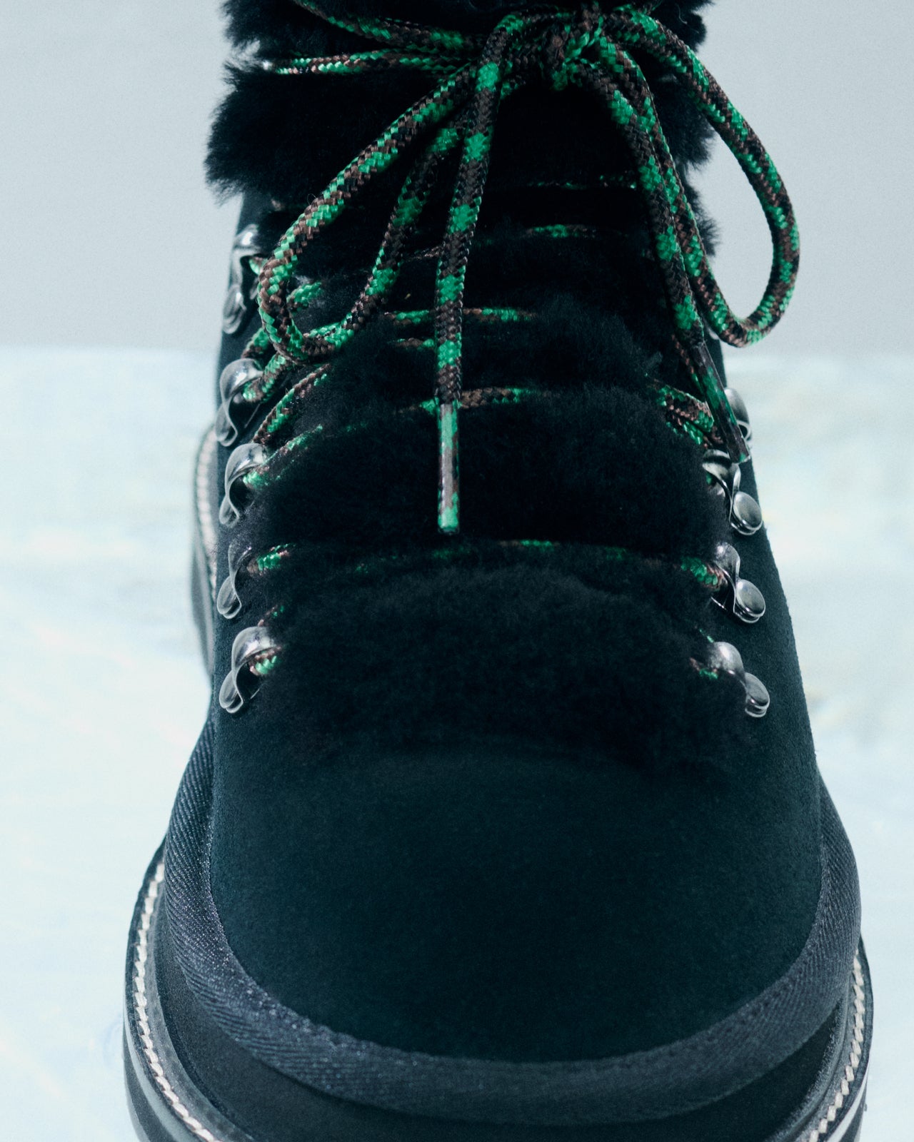 UGG® & sacai ビジュアル
