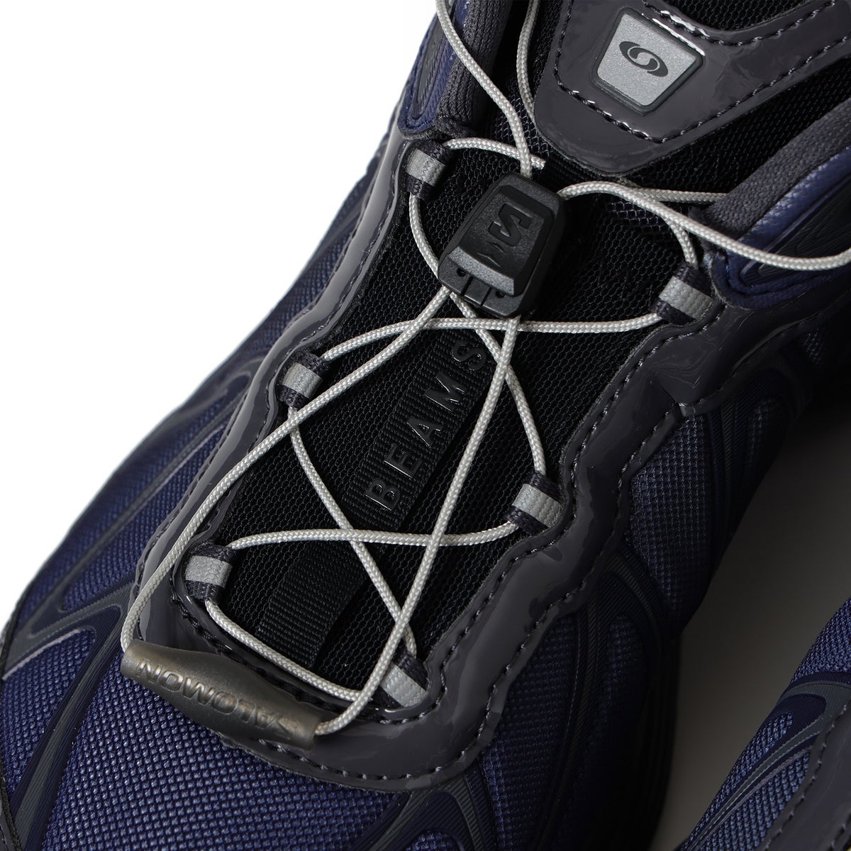 Salomon × BEAMS / XT-Whisper 6