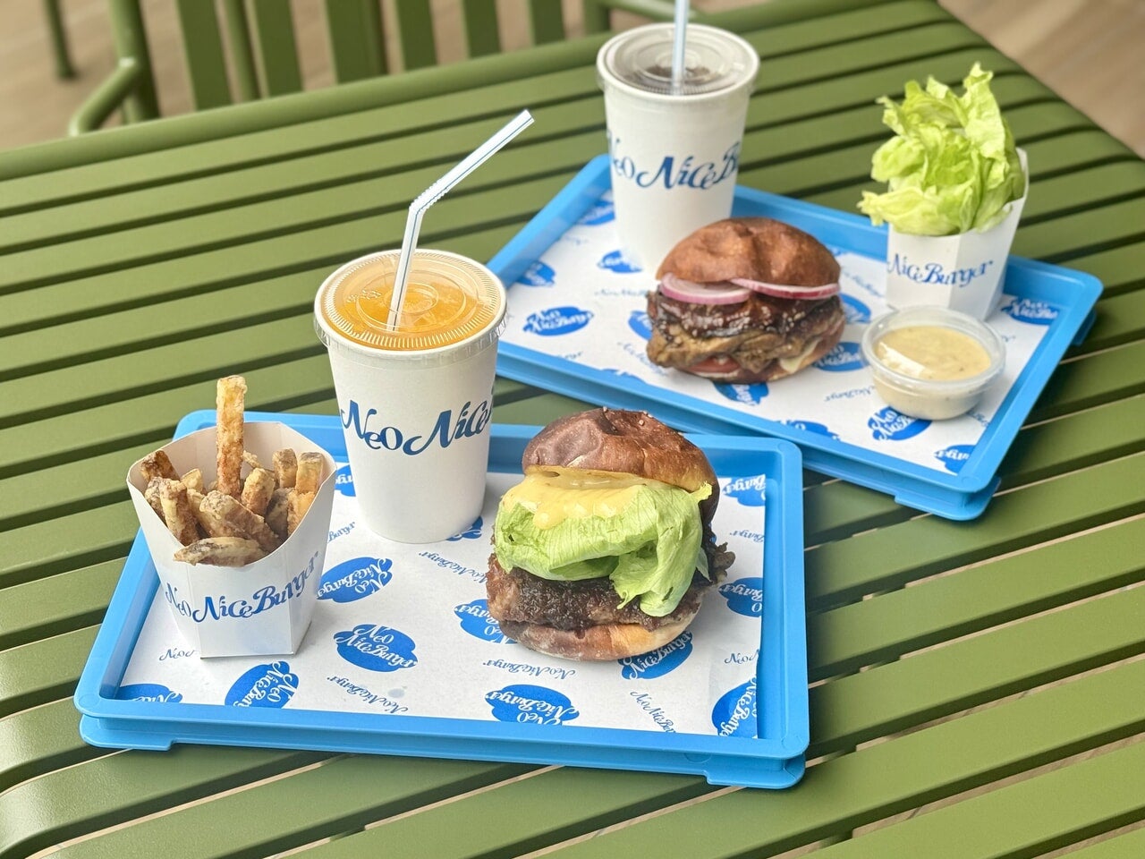 ネオナイスバーガー商品
