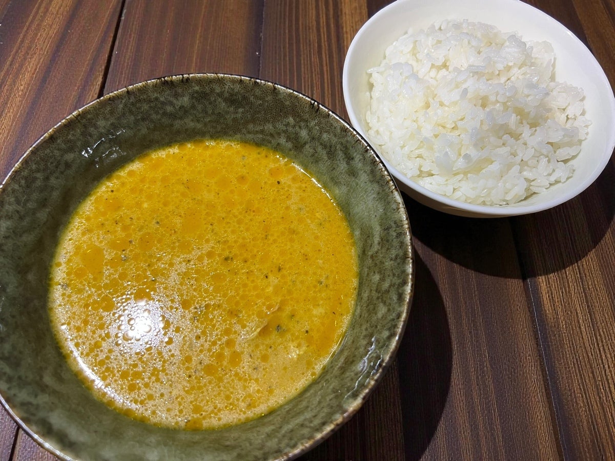 無印良品の北海道味噌と豆乳のスープカレー 2