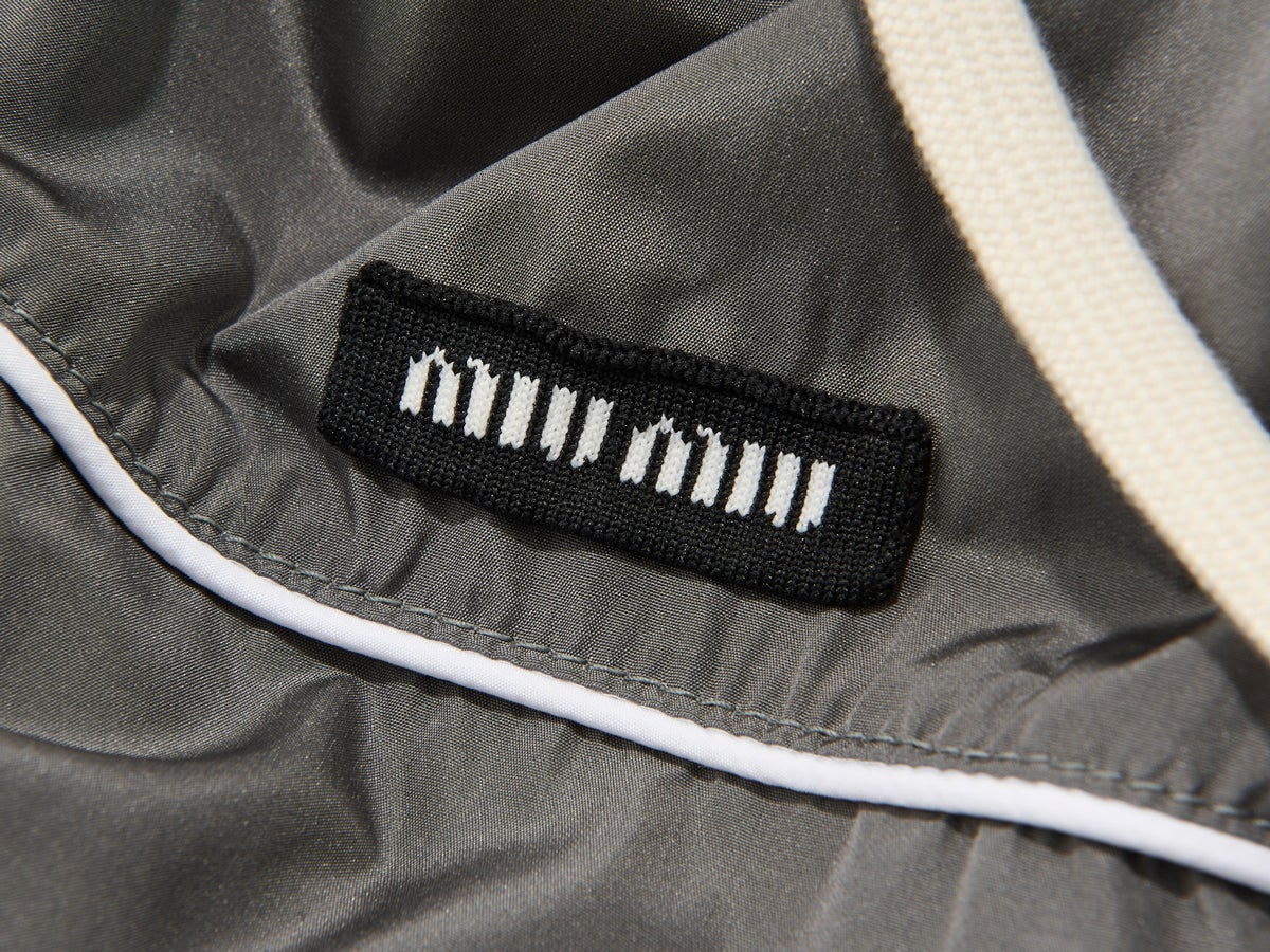 プラダ、ロエベ、ミュウミュウ。完売前に買うべき「ハイブランド」の新作“大人ジャケット”３選！