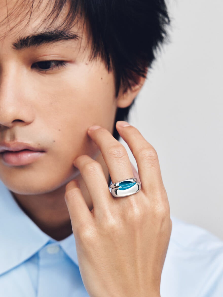 Jouete（ジュエッテ）のリングを重ねづけするメンズノンノモデルで俳優の高橋大翔