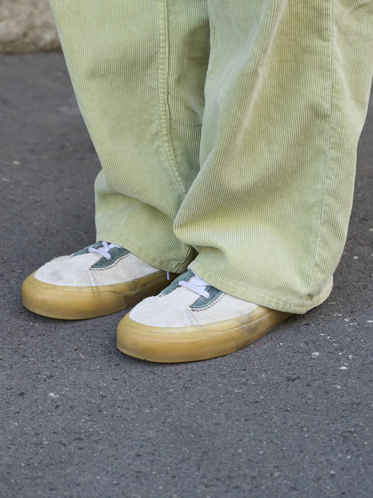 ヴァンズのスニーカー２