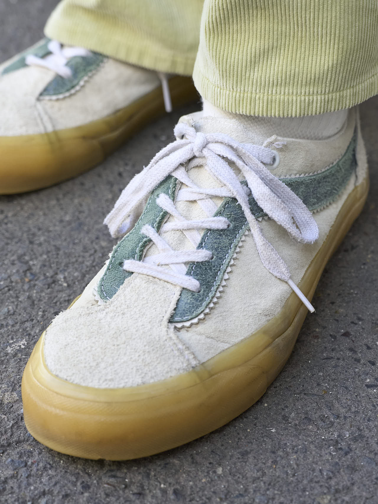 ヴァンズのスニーカー３