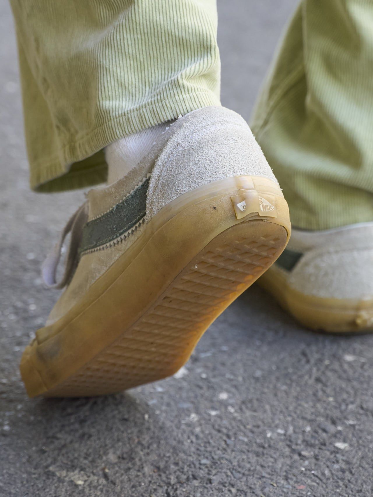 ヴァンズのスニーカーのアウトソール