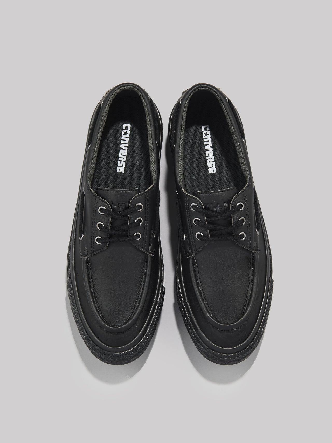 コンバースの新作スニーカーのオールスターチャンクMS OXのアッパー