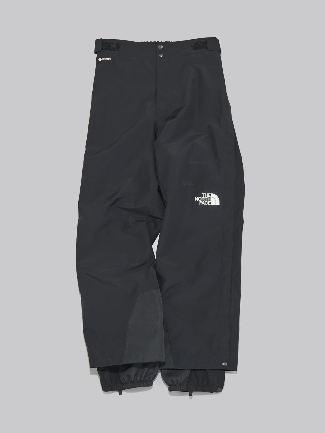 ザ・ノース・フェイスの黒い防水マウンテンパンツ