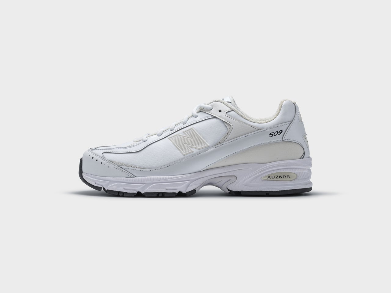New Balance（ニューバランス） COMME des GARÇONS HOMME （コム デ ギャルソン・オム）コラボ　スニーカー　ホワイト　側面