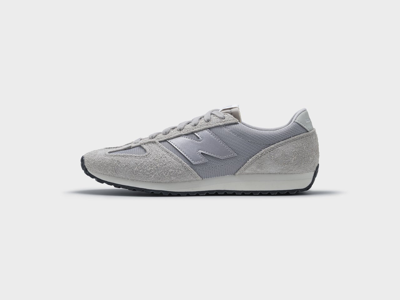 New Balance(ニューバランス)JUNYA WATANABE MAN(ジュンヤ ワタナベ マン) コラボ スニーカー グレー 側面