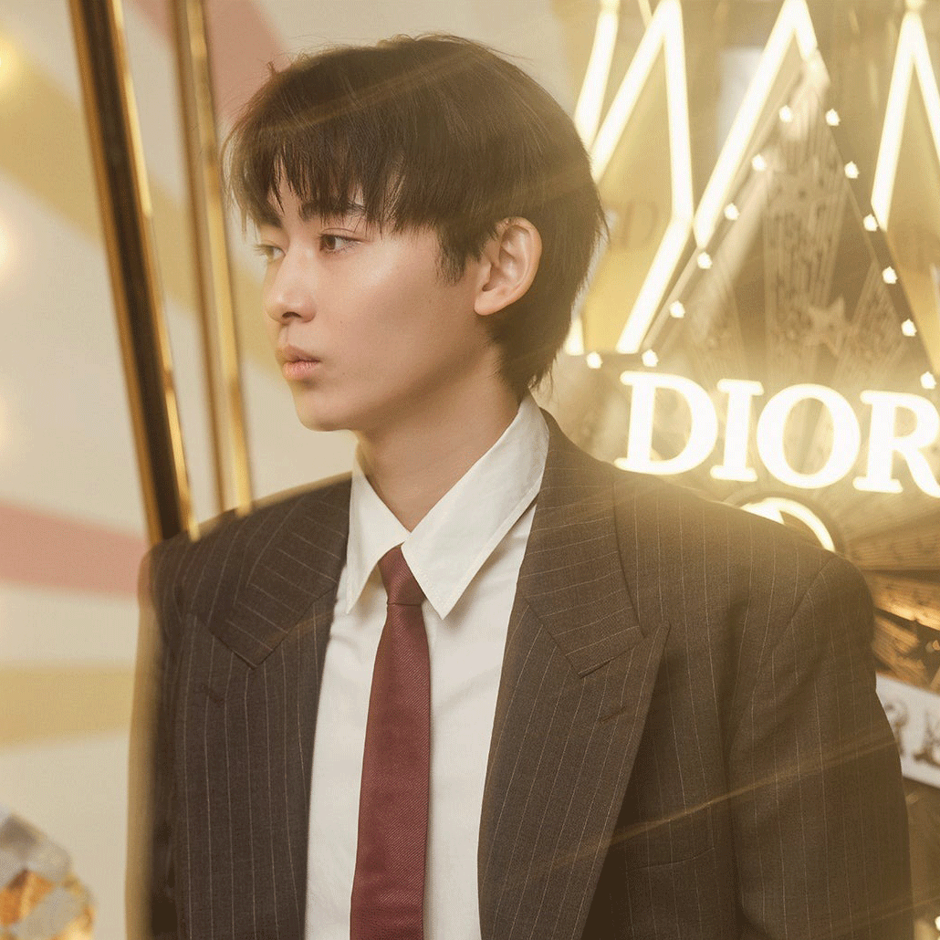 ホリデーシーズン、豊田裕大と「サーカス・オブ・ドリームズ」の世界へ