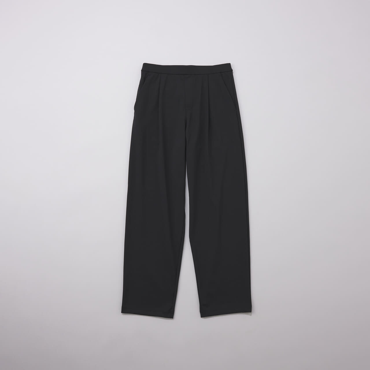 ルルレモンの新作パンツのDaydriftリラックスフィットプリーツトラウザーを試着＆本音レビュー