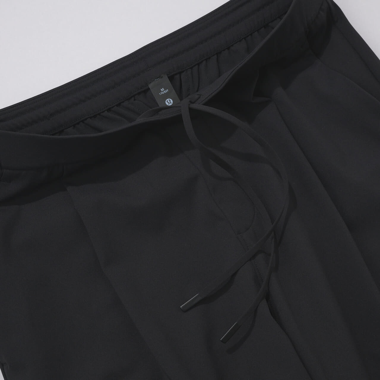 ルルレモンの新作パンツのDaydriftリラックスフィットプリーツトラウザーを試着＆本音レビューのウエストコード