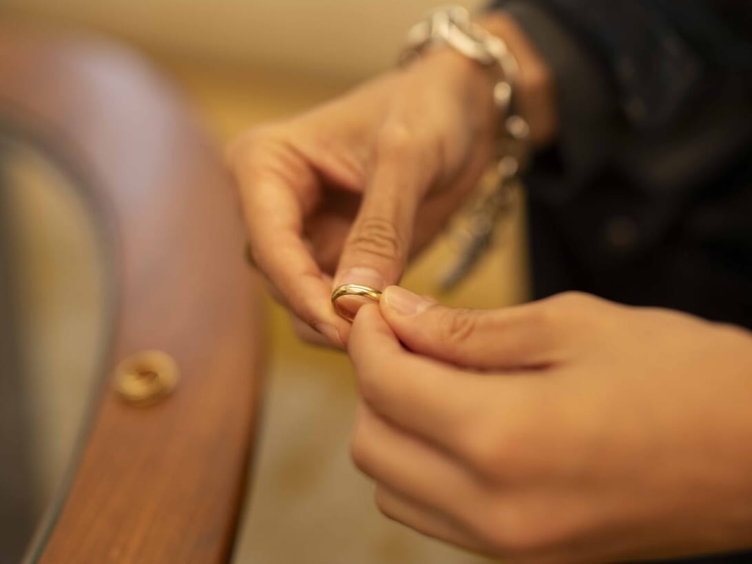 トゥモローランドプレス 井上直哉さんのカルティエの結婚指輪