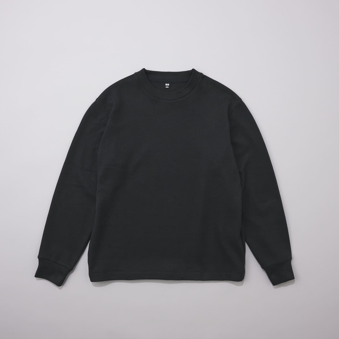 ユニクロの新作フリースのソフトニットフリースクルーネックT