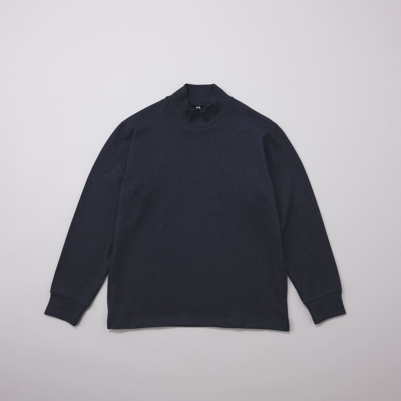 ユニクロの新作フリースのソフトニットフリースモックネックT