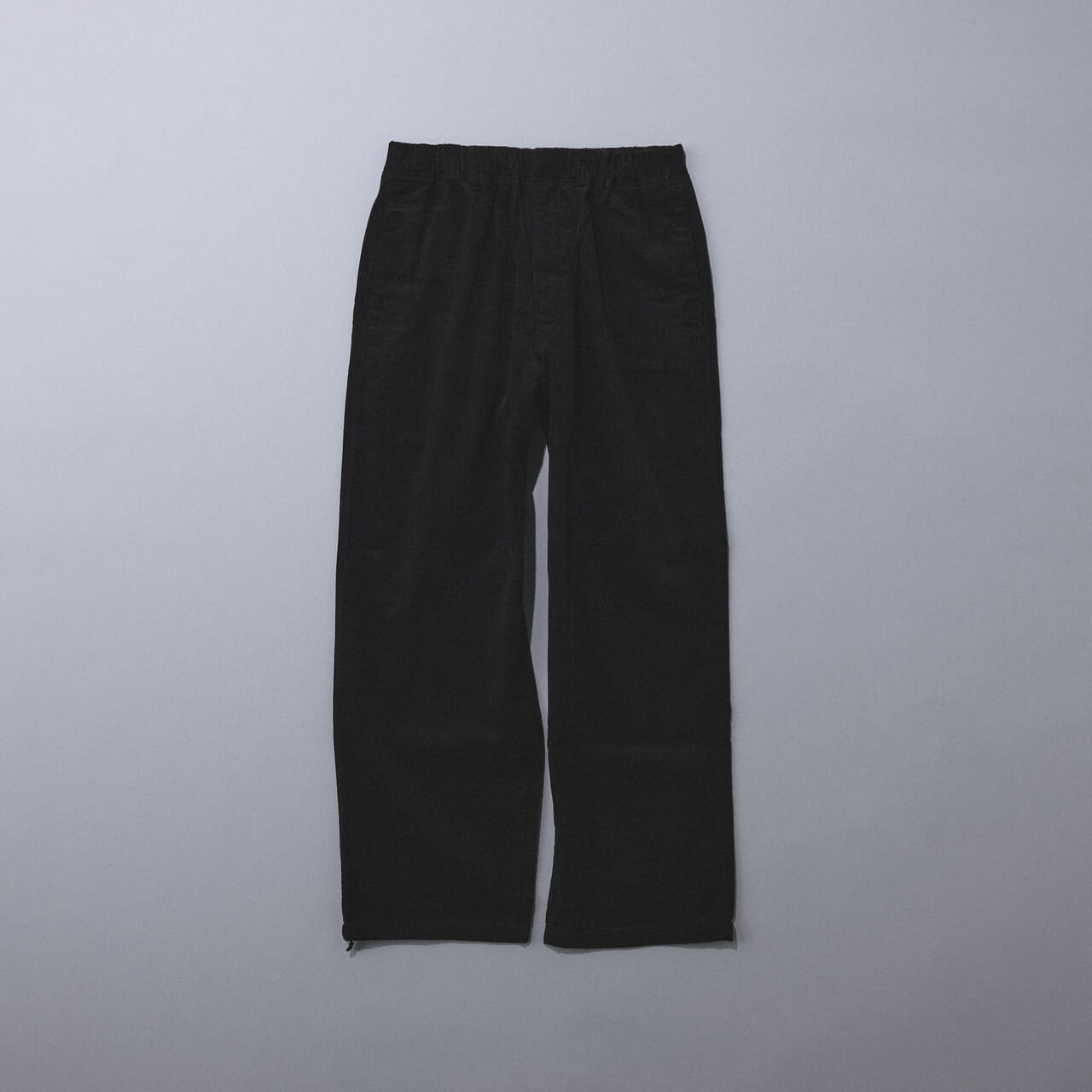 エディターが買ってよかったユニクロユーの愛用パンツ/コーデュロイユーティリティパンツ