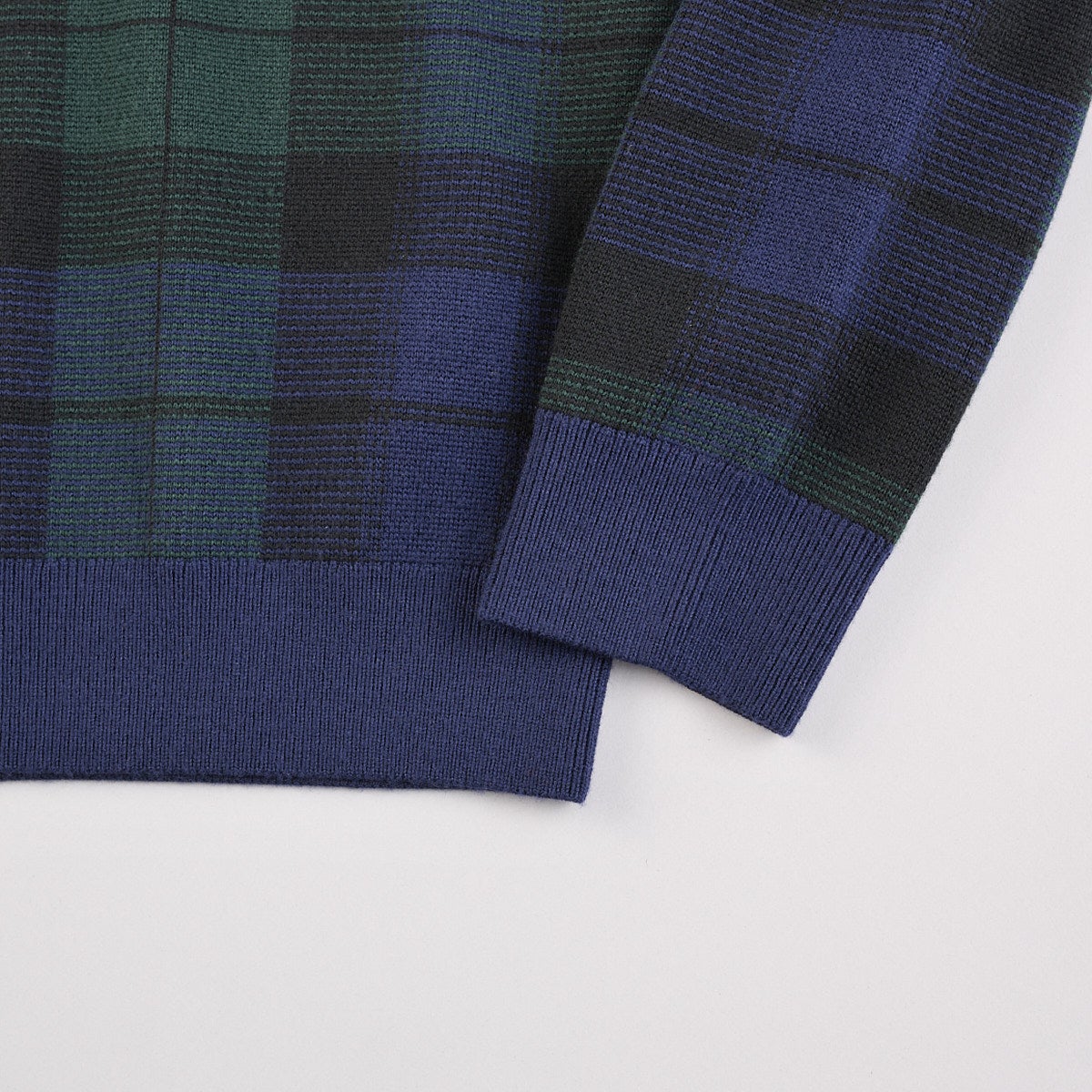 ポロ ラルフ ローレンのチェック ウォッシャブル ウール セーターの裾と袖の寄り