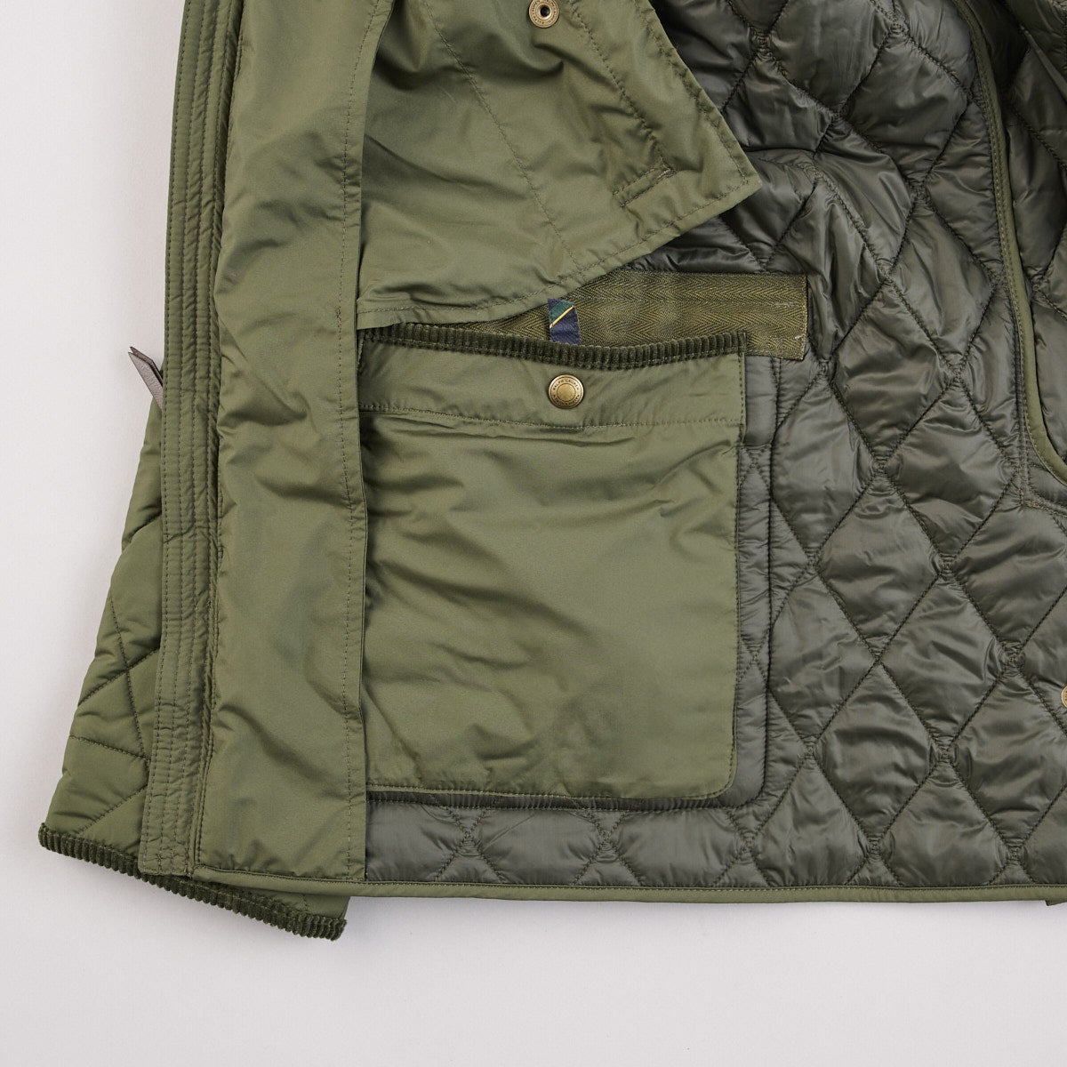 ポロ ラルフ ローレンのキルテッド カー コートの裏ポケット