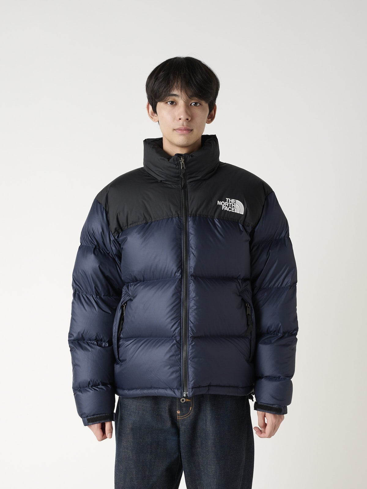 ザ・ノース・フェイスのヌプシジャケット ダウンジャケットの着用