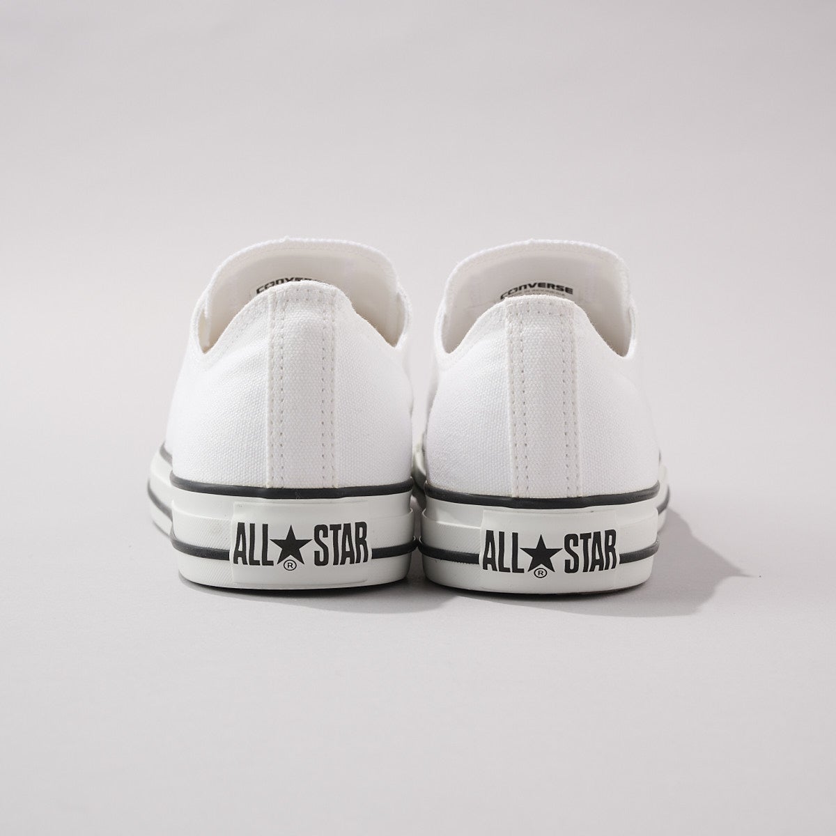 ALL STAR OX オールスター　ＯＸ ホワイト バックカット 寄り