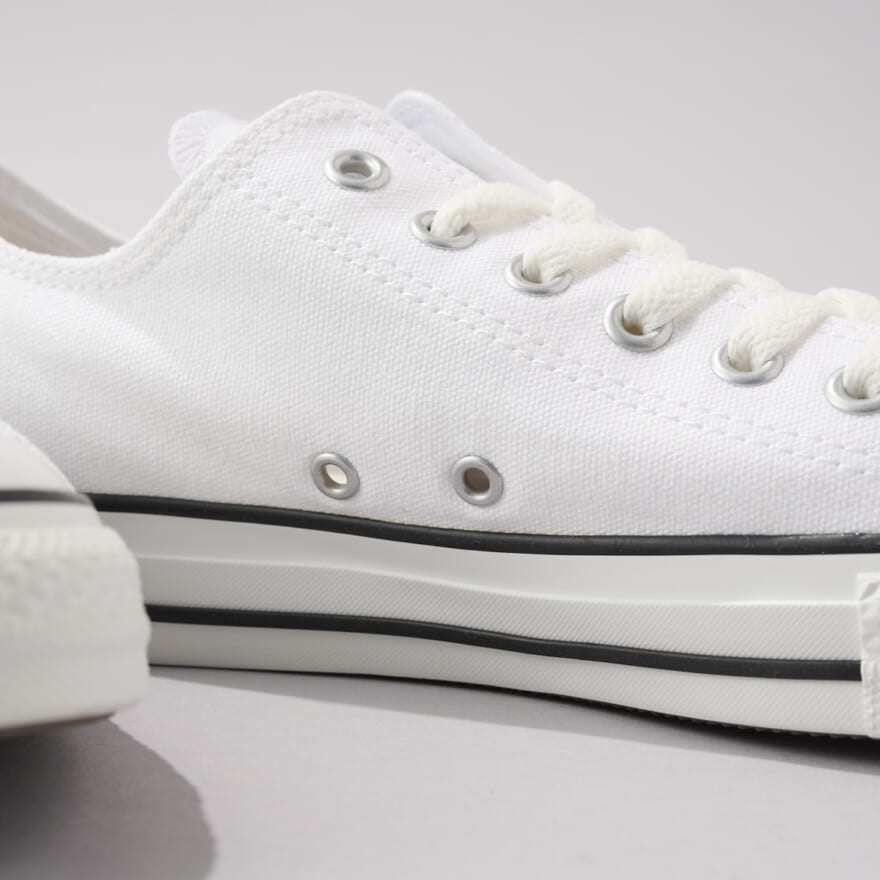 ALL STAR OX オールスター　ＯＸ ホワイト 斜め 寄り