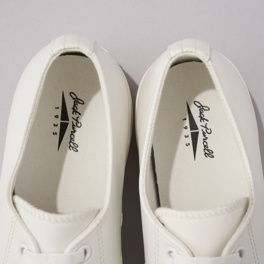コンバースの白スニーカー／LEATHER JACK PURAELL 1935のインソール