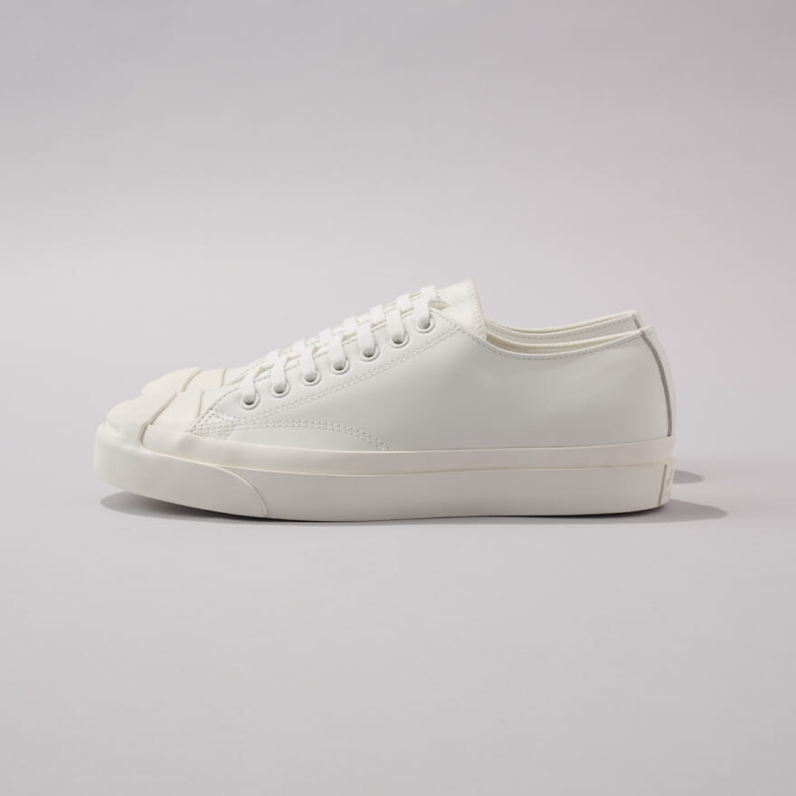 コンバースの白スニーカー／LEATHER JACK PURAELL 1935のサイド