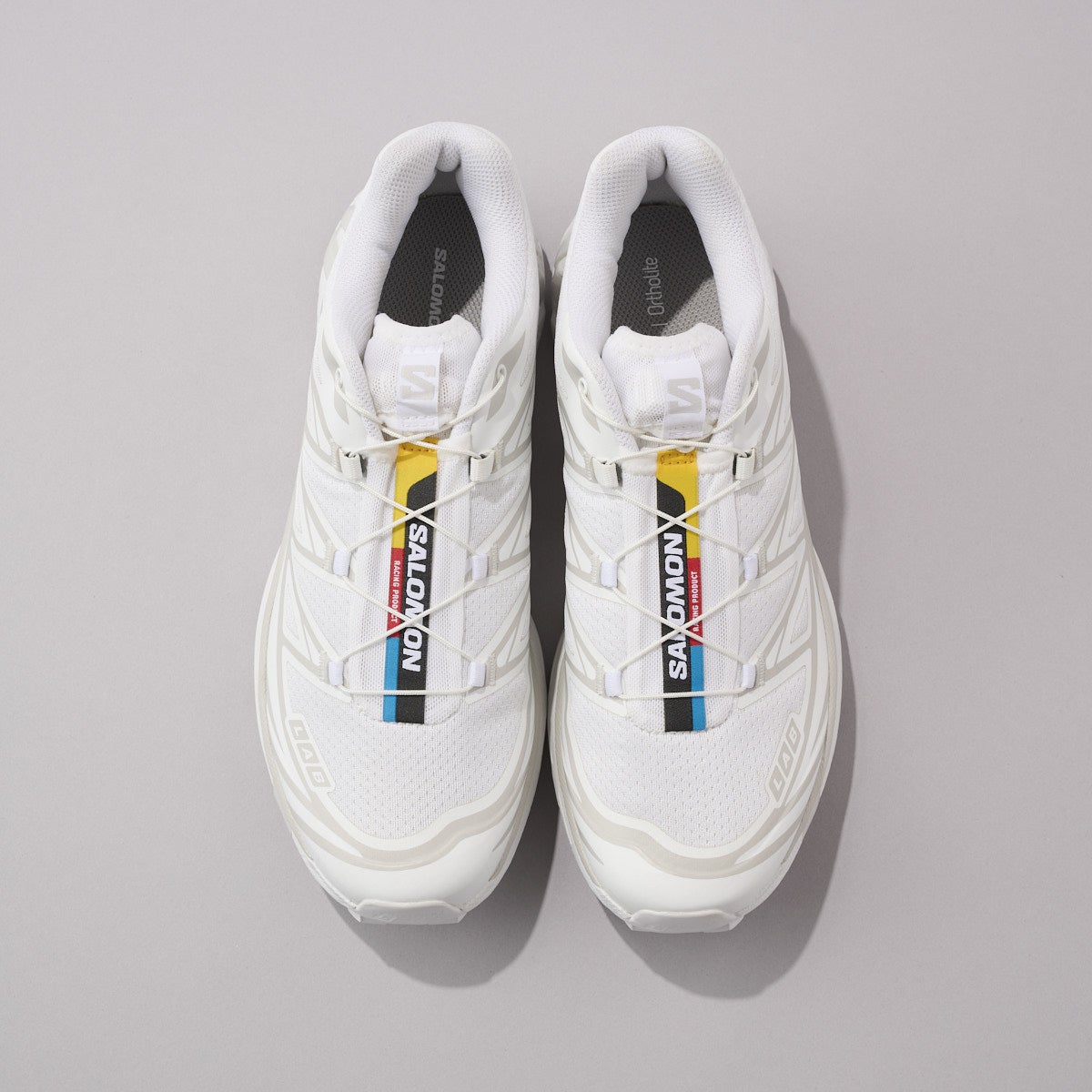 サロモン新作スニーカー XT-6 俯瞰