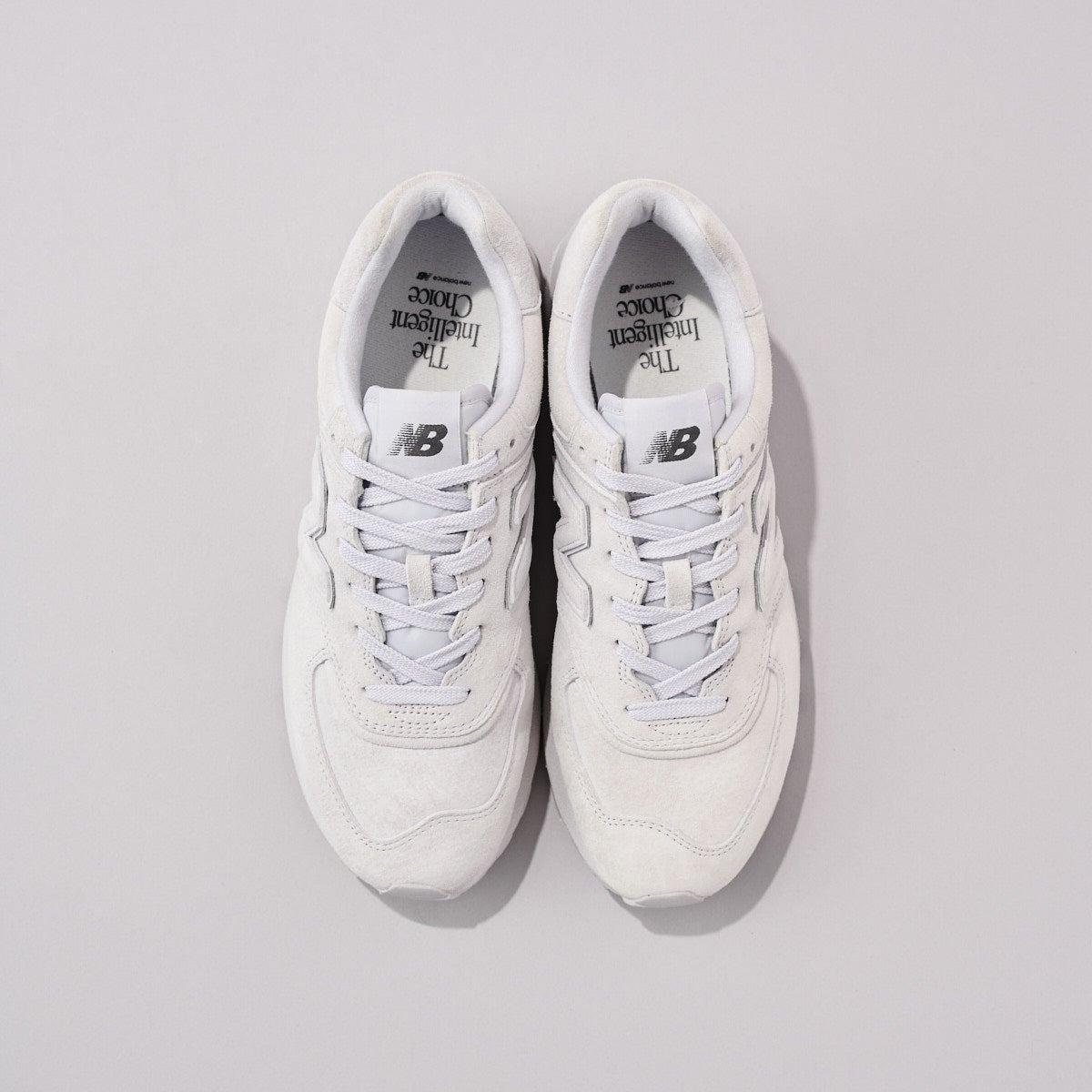 ニューバランスの新作スニーカー「574 LEGACY」