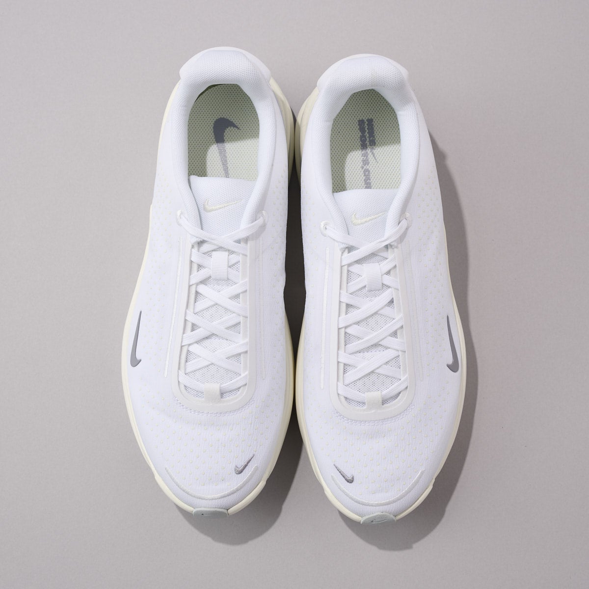 ナイキ エア ズーム アップターン SC　アッパー