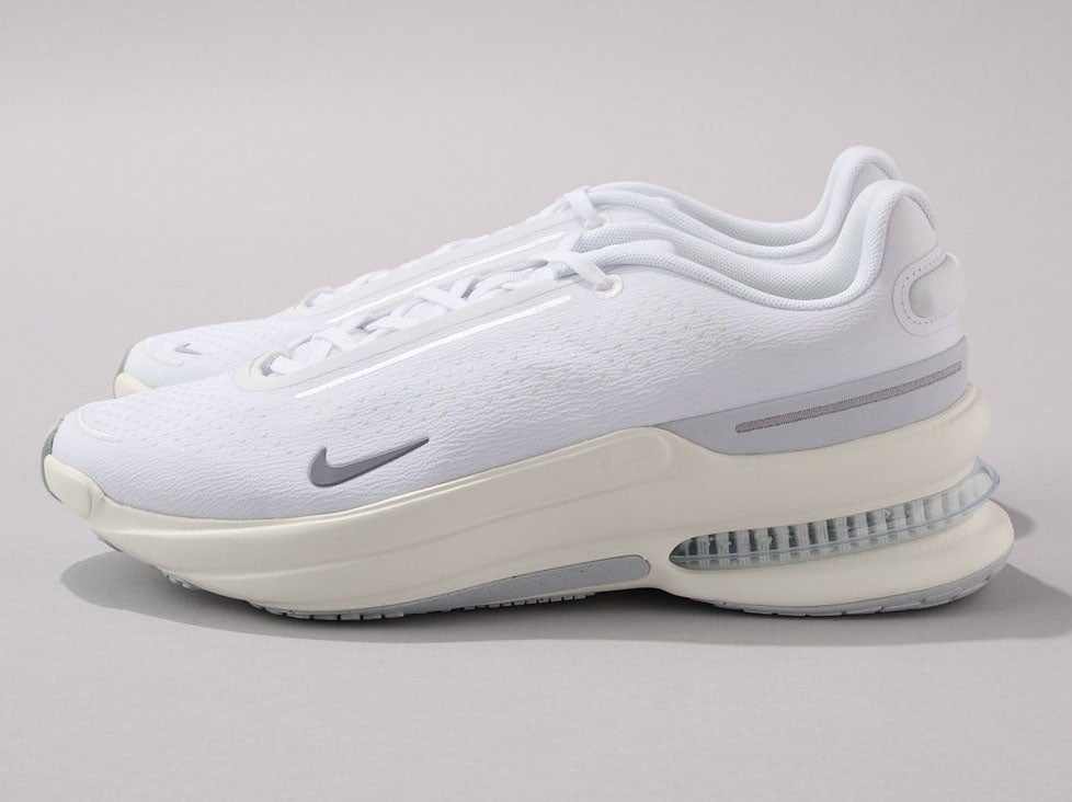 [Gallery]毎日履きたくなる「ナイキ」白スニーカー。ランニングシューズのような履き心地!? 通気性×耐久性にも自信あり。弾むようなクッショニングにファン多数！